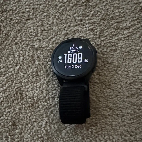 Garmin Forerunner 265 Black and Gray Smartwatch - Picture 2 of 5